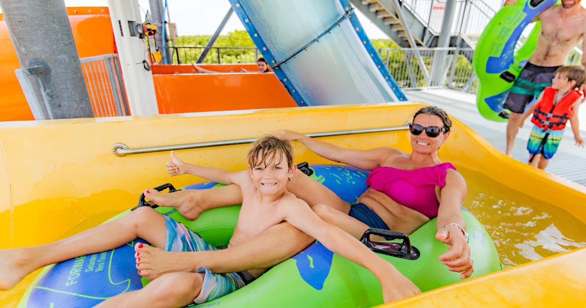 Mom and son before dispatch